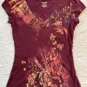 Express XS v-neck tshirt with graphics